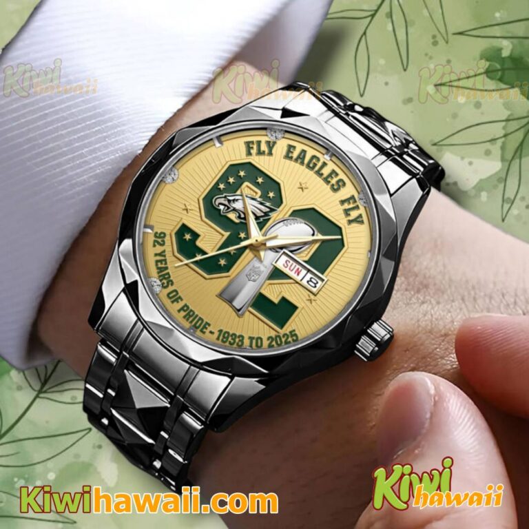 Philadelphia Eagles 92 Years Of Pride 1993-2025 Stainless Steel Watch vXVmJrp